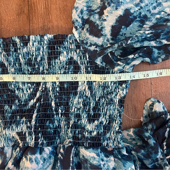 Smocked Midi Dress Sz M Blue Swirl Square Neck Puff sleeve Sleeve Tash + Sophie - Picture 3 of 8